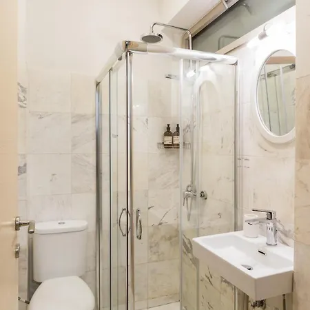 Villa Lux Mia With Heated Pool, 2km To & Childrens Area! *